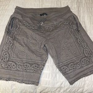Gray Dolce & Gabbana Soft Shorts with Bandana Design Men’s XXL